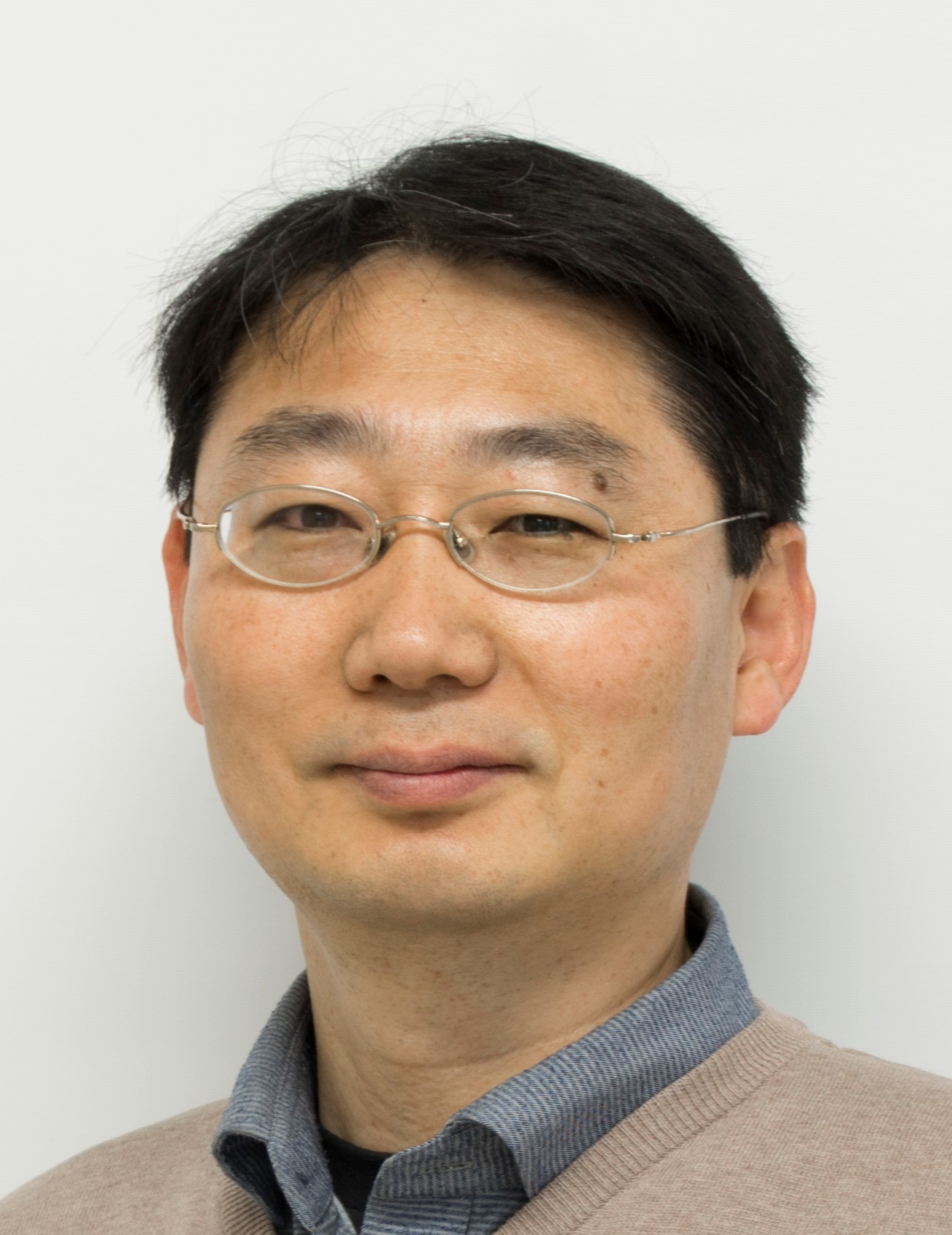 Prof.  Kwang Yong Choi (2019.1.4-2019.2.27)